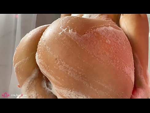 ❤️ Brunette වයිබ්රේටරය සමඟින් පුසි ස්වයං වින්දනයේ යෙදී ස්නානය කිරීමේදී දැඩි ලෙස සුරාන්තයට පත් කරයි ️ Fuck video si.loanworld.top